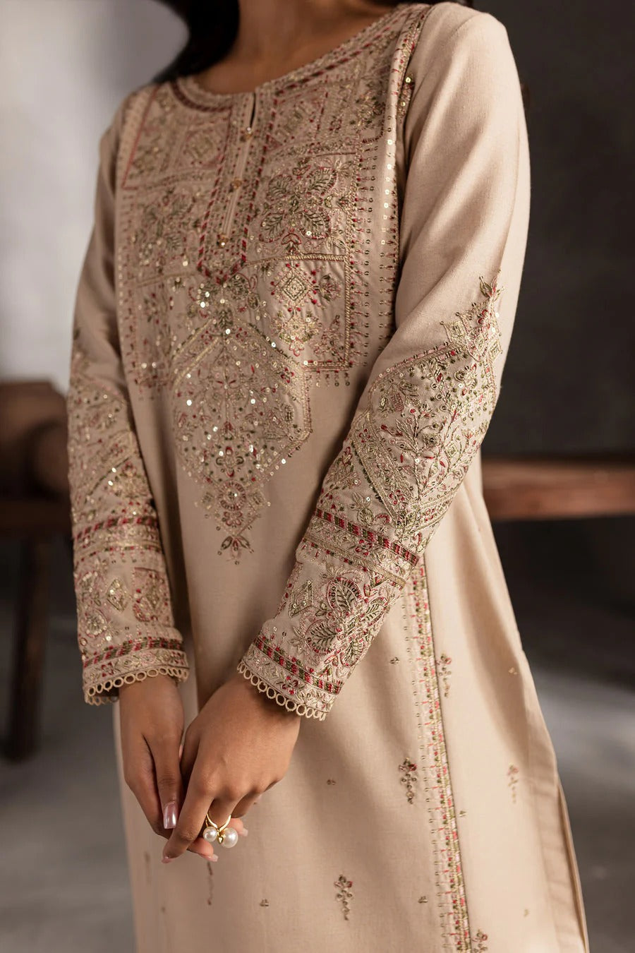 laam Embroidered lawn Three Piece skin laam-44