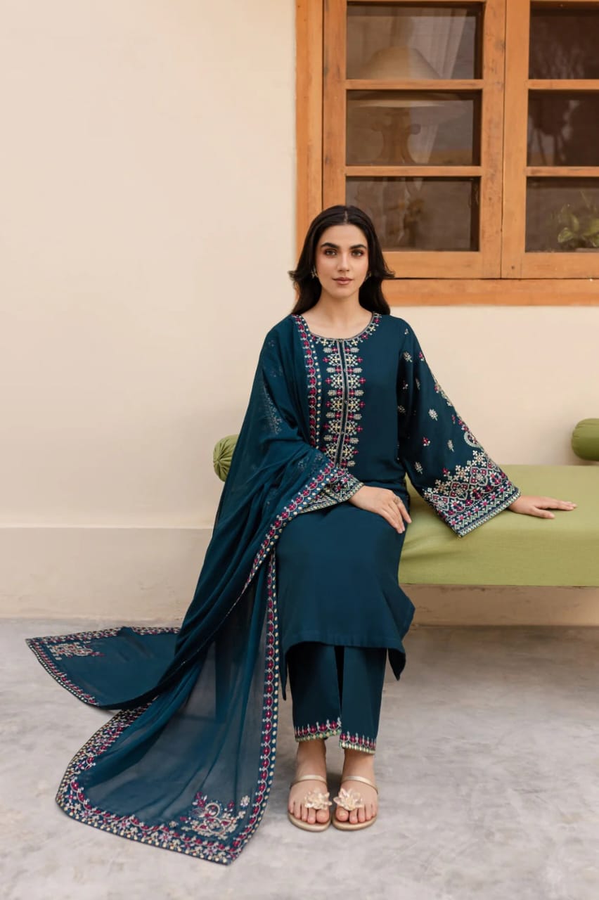 SAPPHIRE EMBROIDERED DHANAK 3PC UNSTICHED