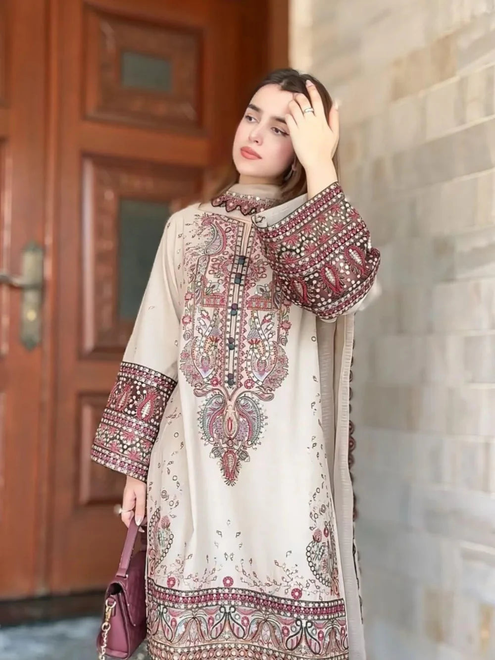 NISHAT EMBROIDERED LAWN 3PC UNSTICHED