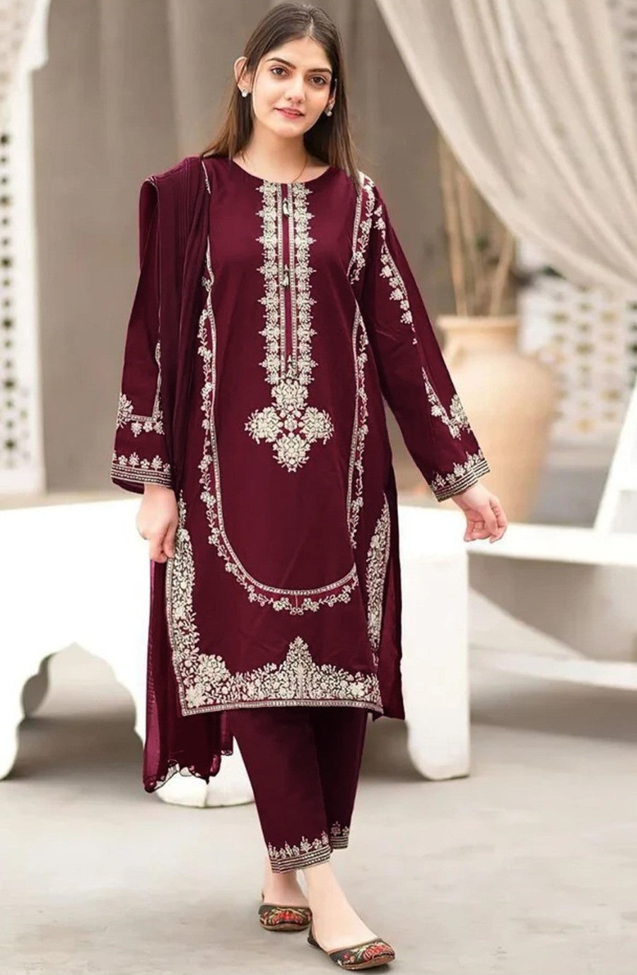 CROSS STICHE EMBROIDERED DHANAK 2PC UNSTICHED