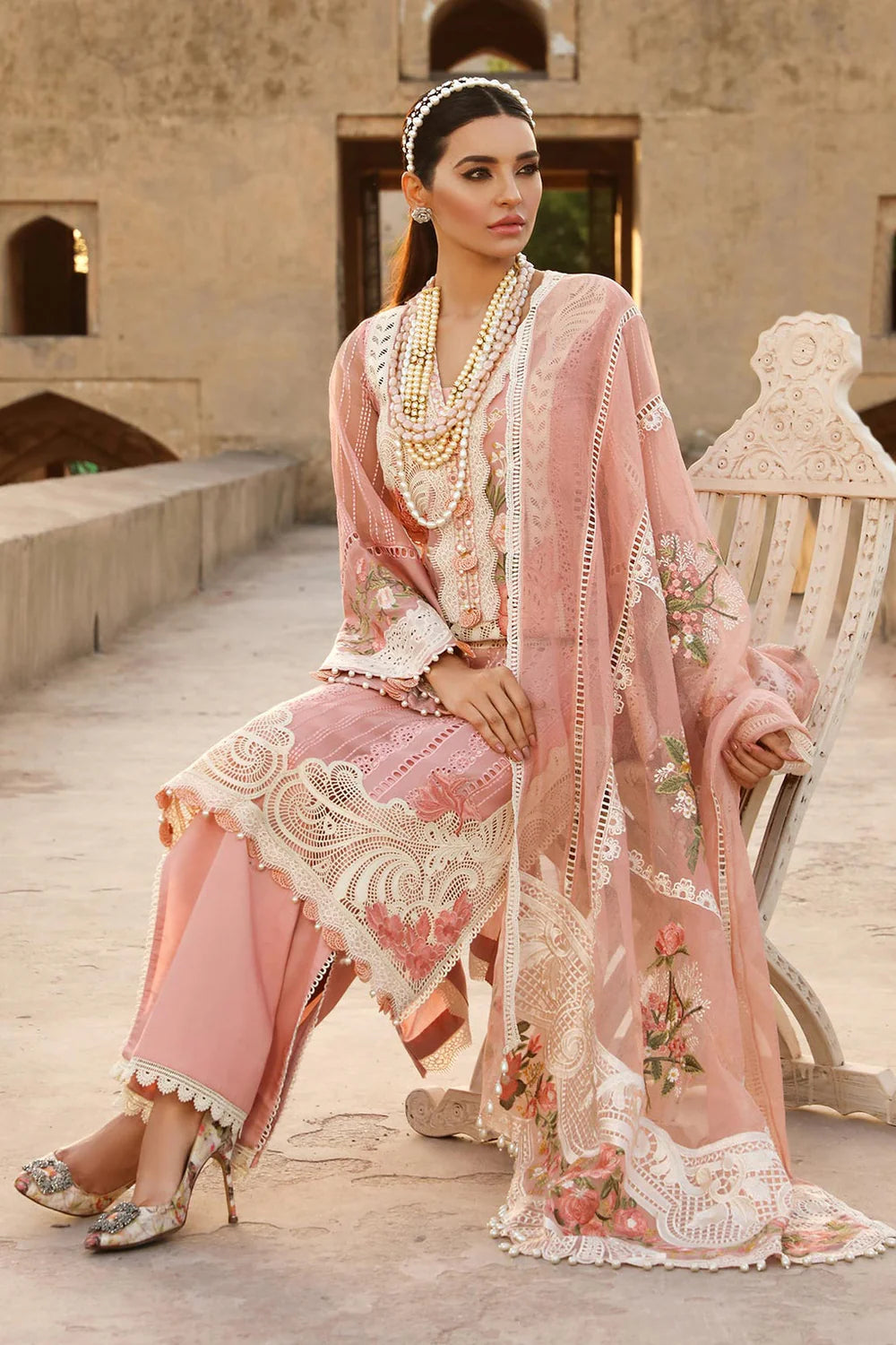 CRIMSON EMBROIDERED LAWN 3PC UNSTICHED