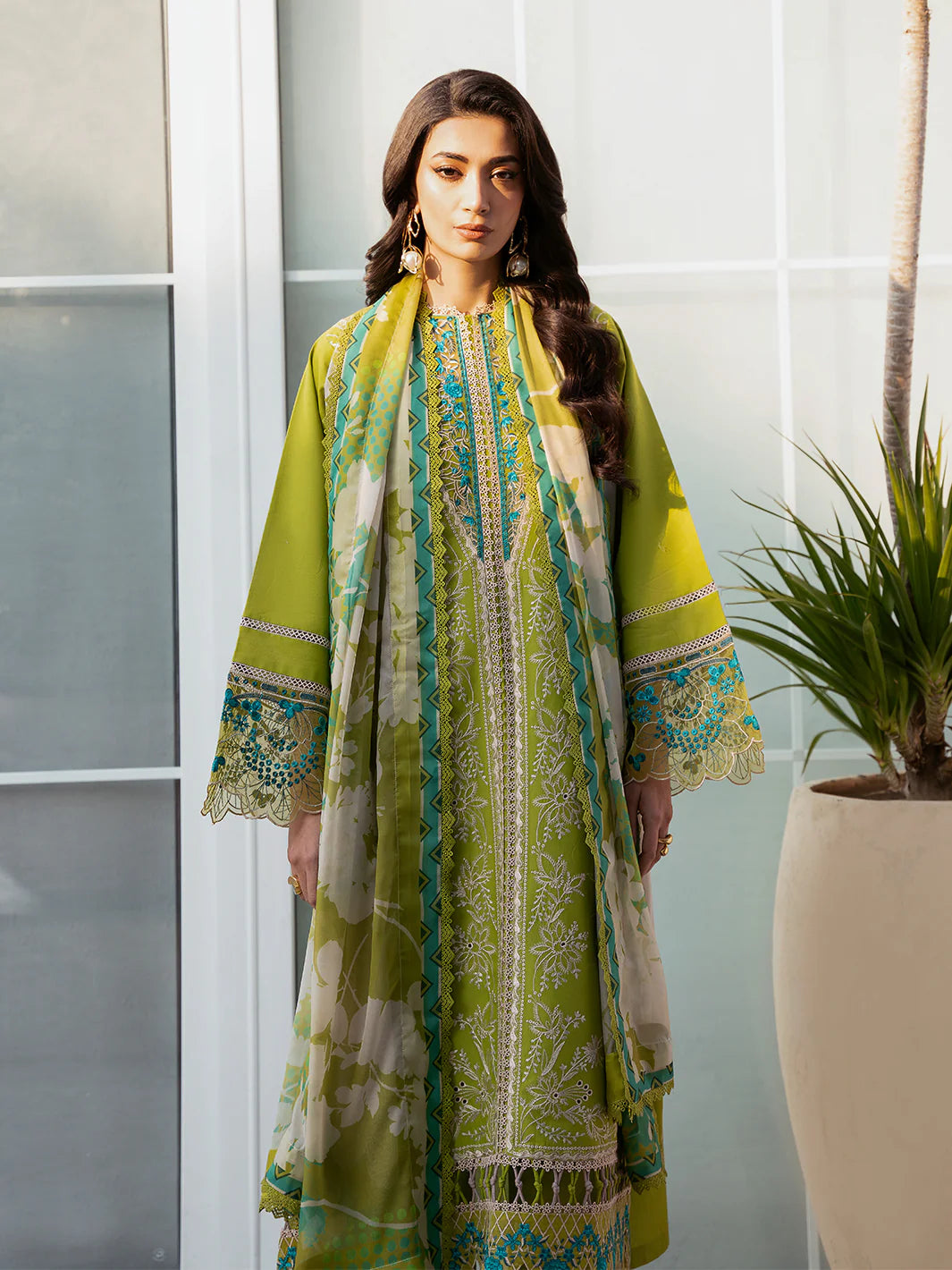 BIN ILLYAS EMBROIDERED LAWN 3PC UNSTICHED