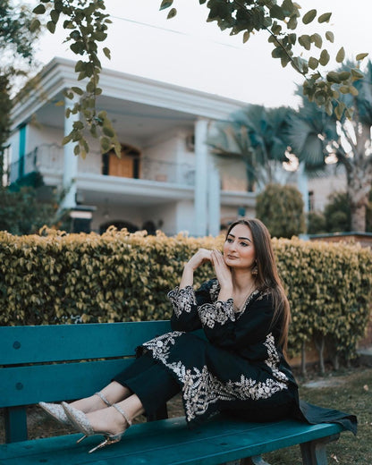 LLULUSAR EMBROIDERED DHANAK 2PC UNSTICHED