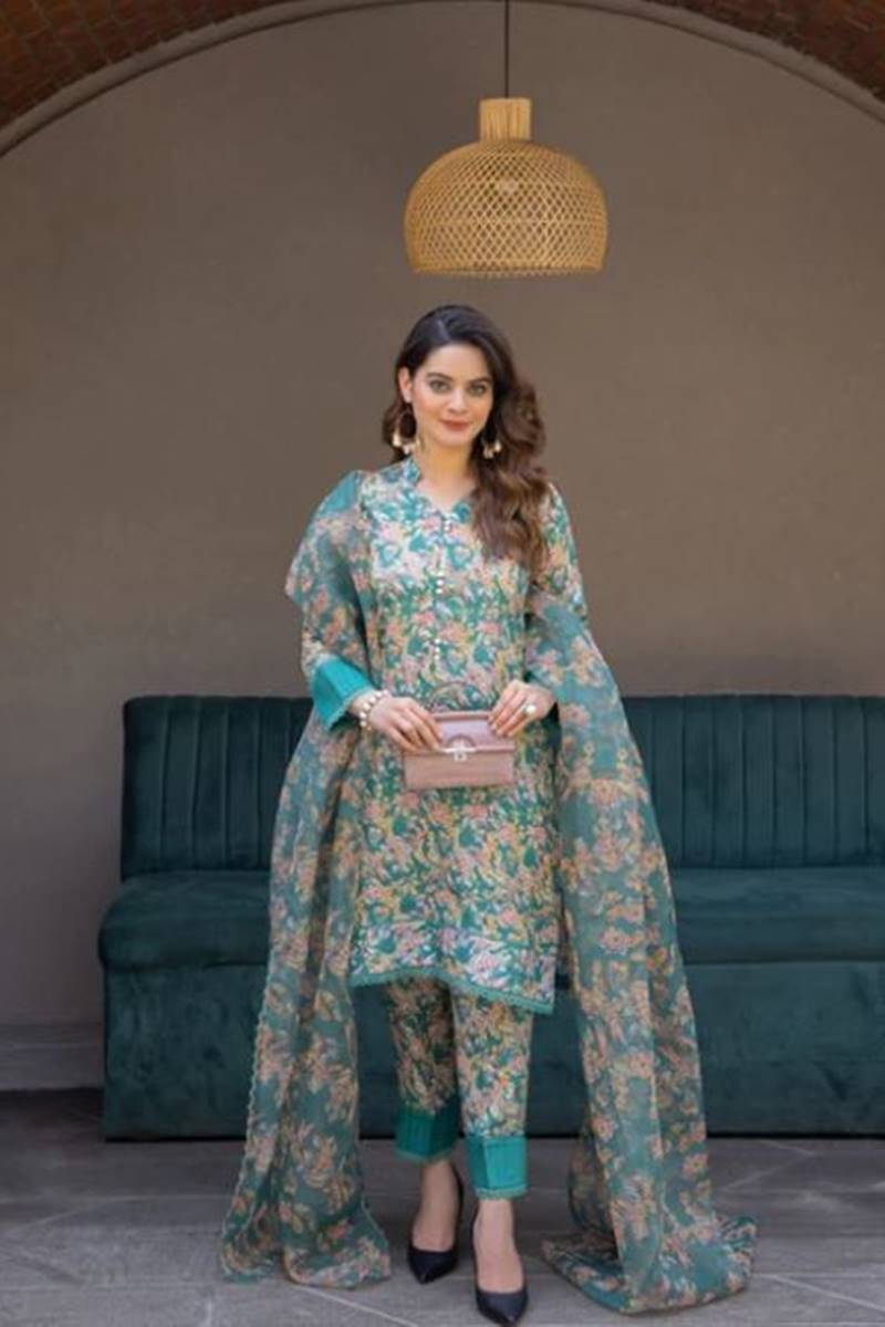 Aiman Closet AC-03 Zinc Printed Airjet Viscous Silk Three Piece Unstiched