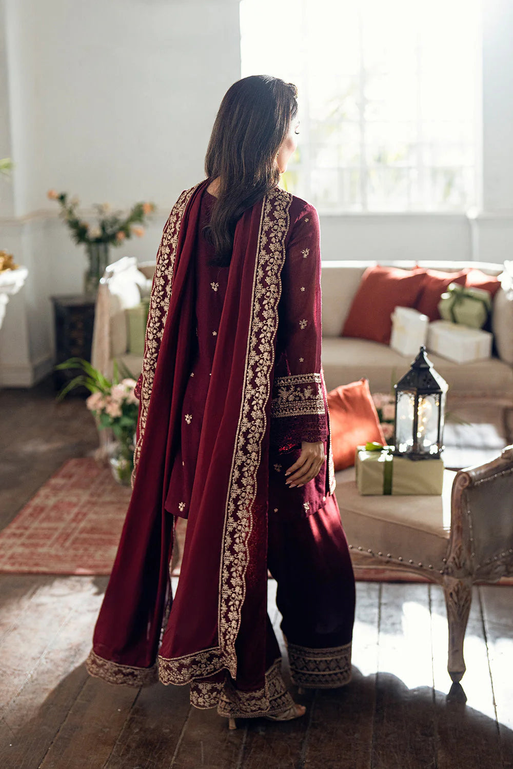 ASLING EMBROIDRED LAWN 3PC UNSTICHED