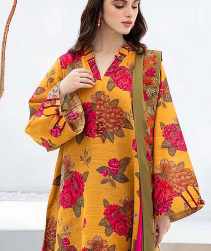 Barouqe Three piece printed karandi Unstiched